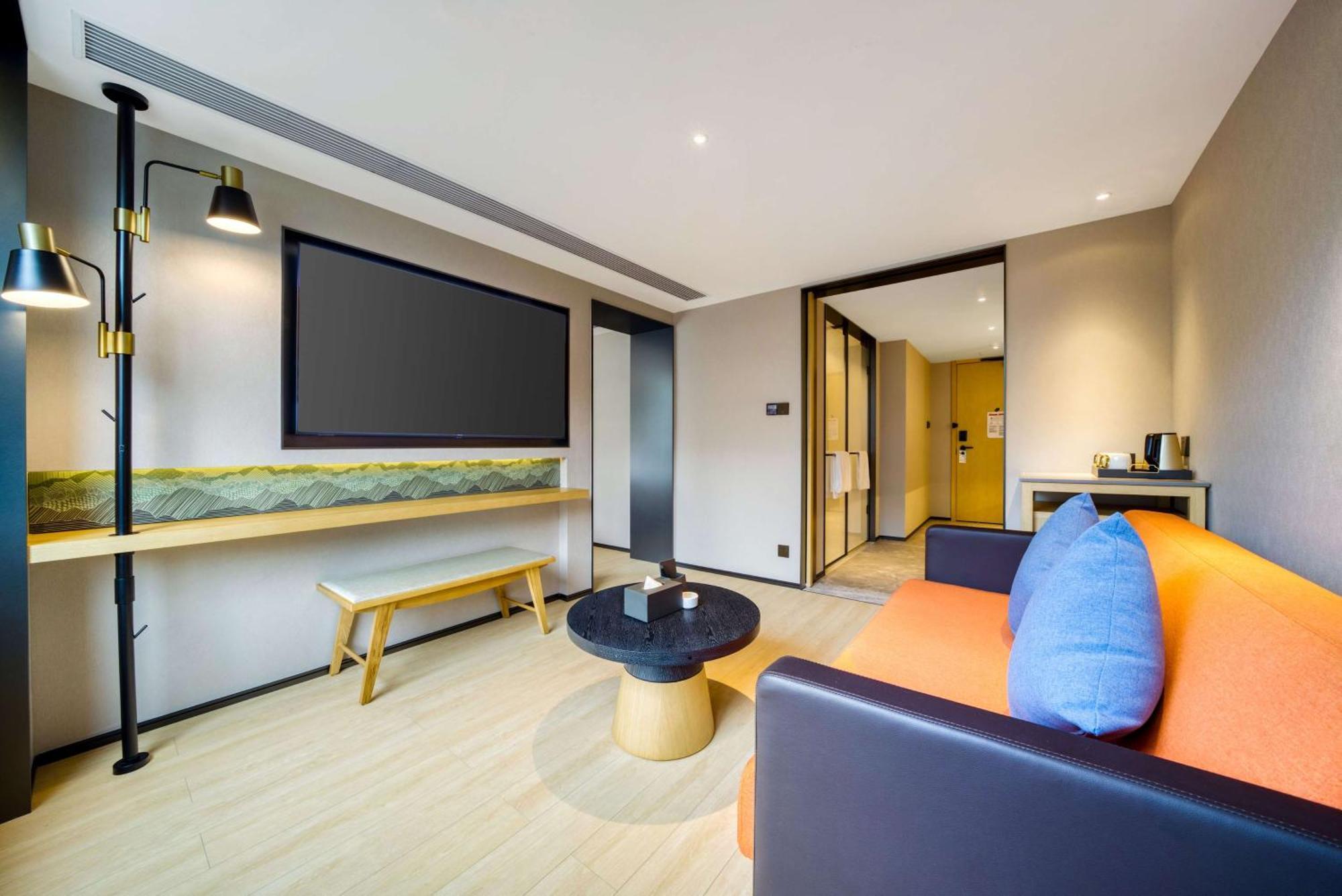 Hilton Garden Inn Chengdu Kuanzhai Alley 외부 사진