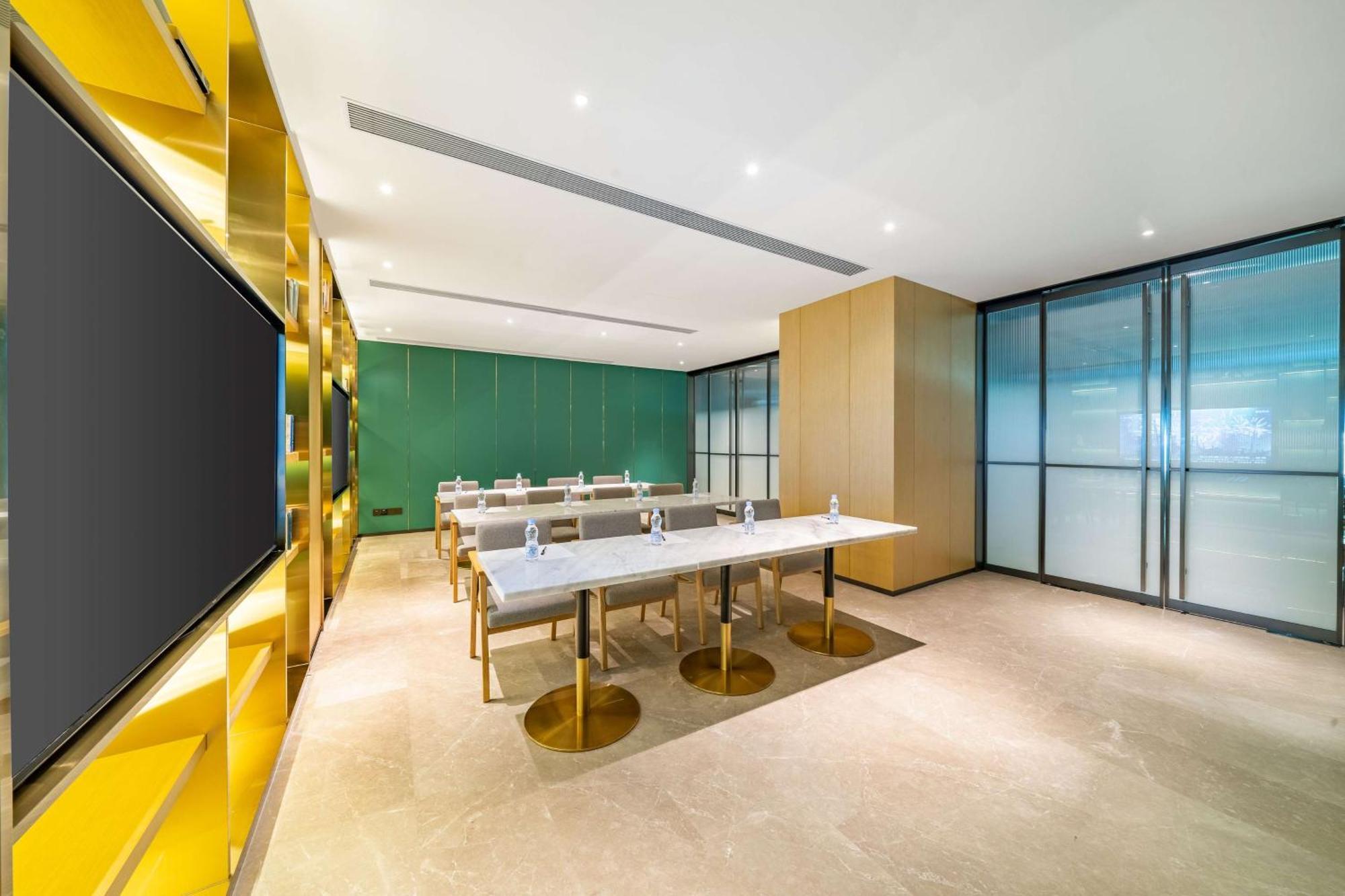 Hilton Garden Inn Chengdu Kuanzhai Alley 외부 사진