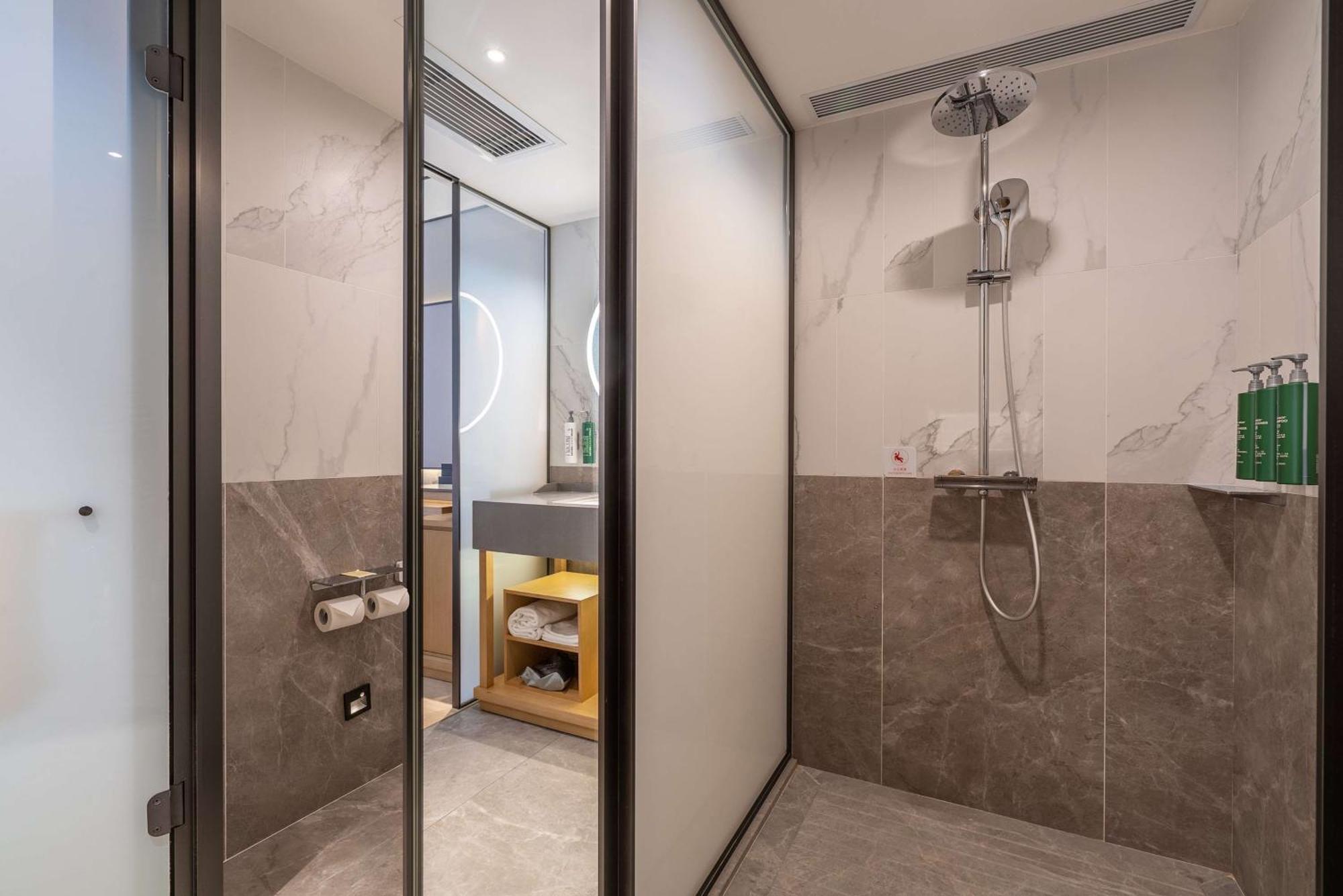 Hilton Garden Inn Chengdu Kuanzhai Alley 외부 사진